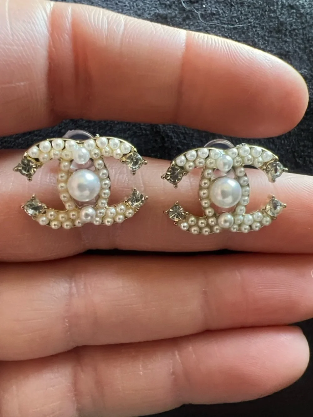CHANEL Pearl & Crystal Earrings in Ivory and Gold - Picture 2 of 7